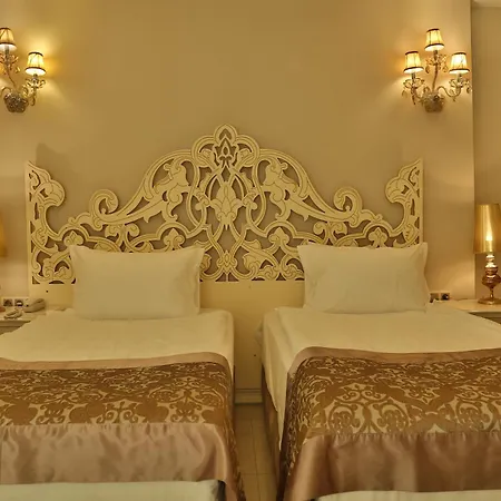 Elegance East Hotel