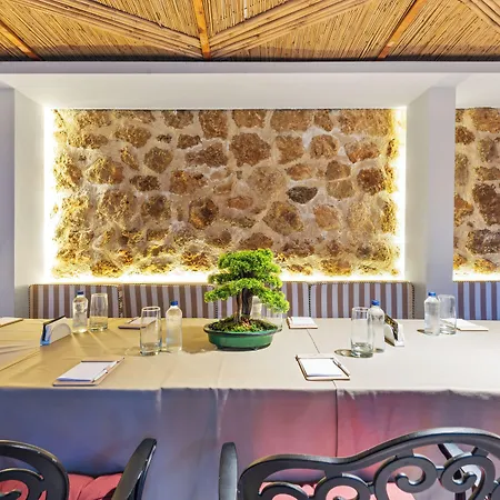 Hotell Elegance East 3*