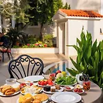 Elegance East Antalya