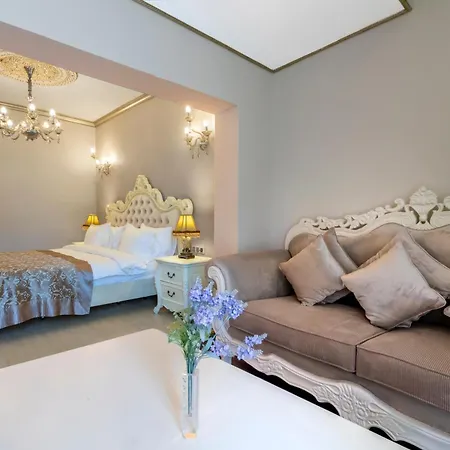 מלון Elegance East