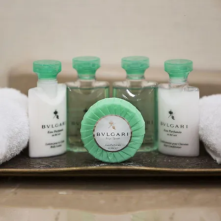 Elegance East Hotel 3*