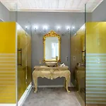 Hotell Elegance East 3*