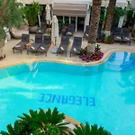 Elegance East Hotell 3*