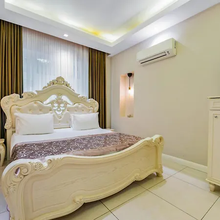 Ξενοδοχείο Elegance East 3*